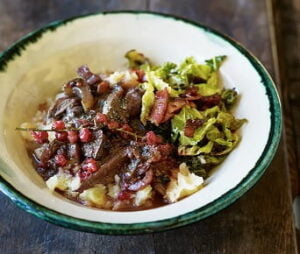 Venison shanks, juniper & redcurrants